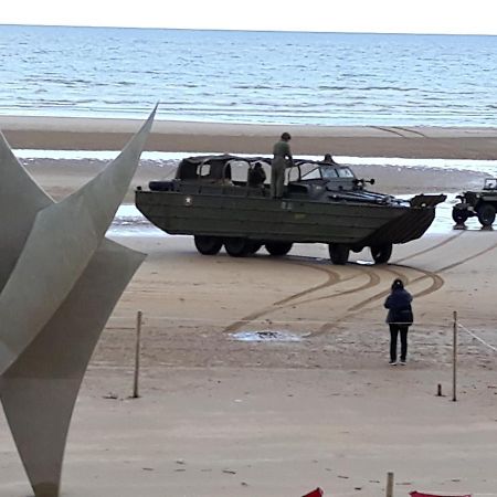Appartement Omaha Beach แซ็งต์-โลร็อง-ซูร์-แมร์ ภายนอก รูปภาพ