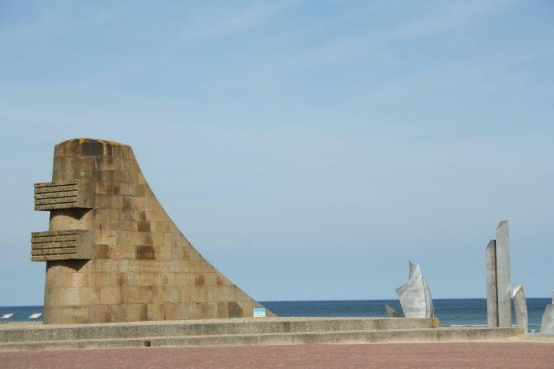 Appartement Omaha Beach แซ็งต์-โลร็อง-ซูร์-แมร์ ภายนอก รูปภาพ